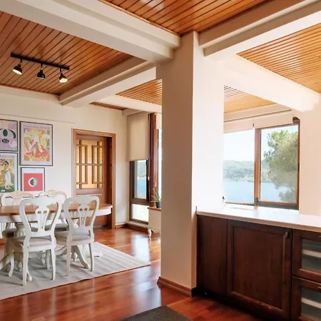Tatil Evi Bosphorus View House With Garden 5 Min To Coast