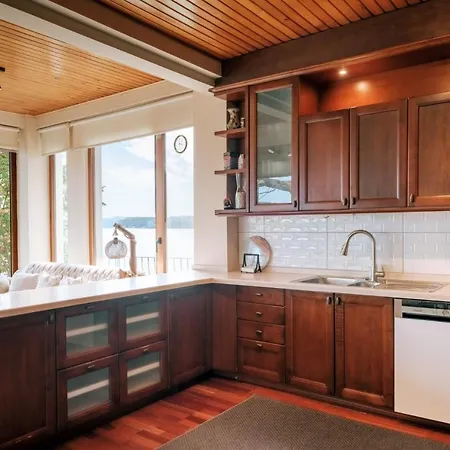 Bosphorus View House With Garden 5 Min To Coast Tatil Evi İstanbul